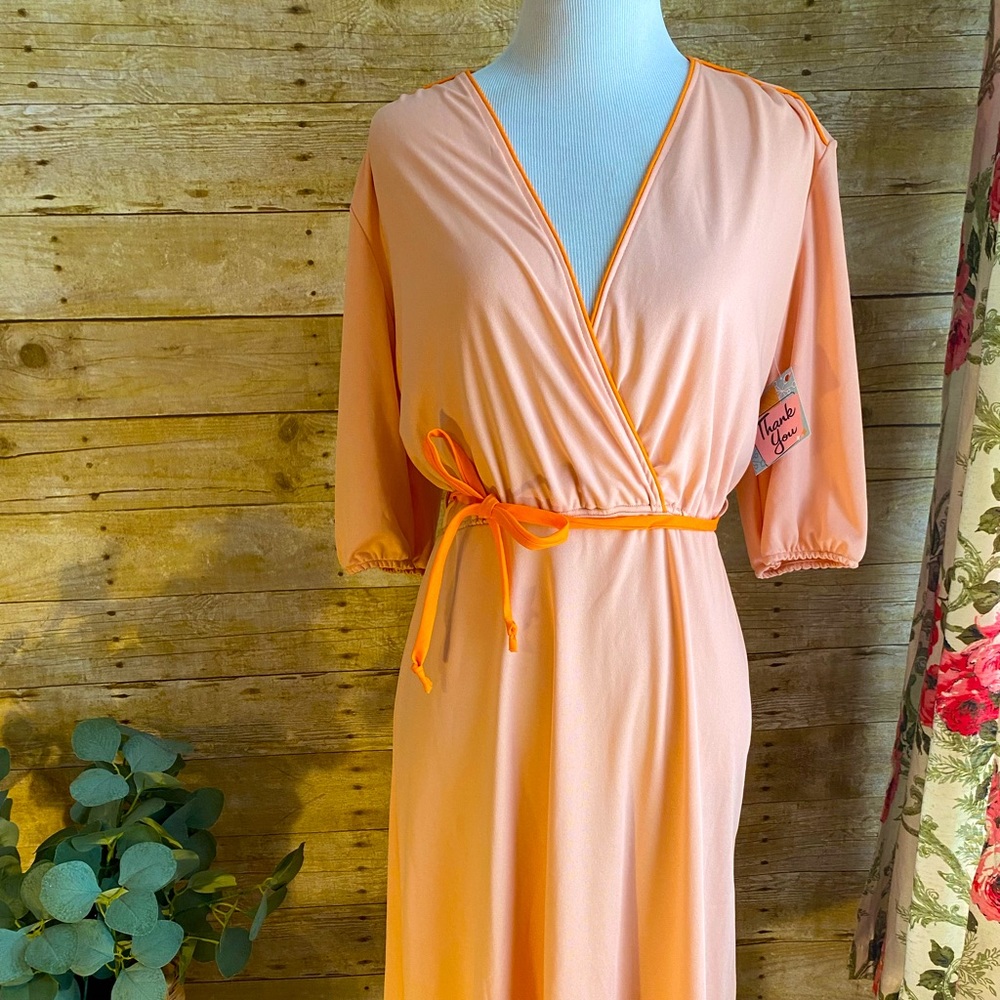 Vintage peach secretary day dress with matching belt